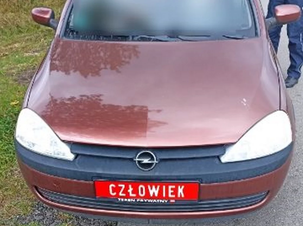 Powiedzieć, że Corsa rzucała się w oczy, to jak nic nie powiedzieć