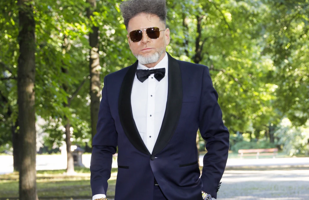 Krzysztof Rutkowski znów głębiej sięgnął do kieszeni Krzysztof Rutkowski znów głębiej sięgnął do kieszeni