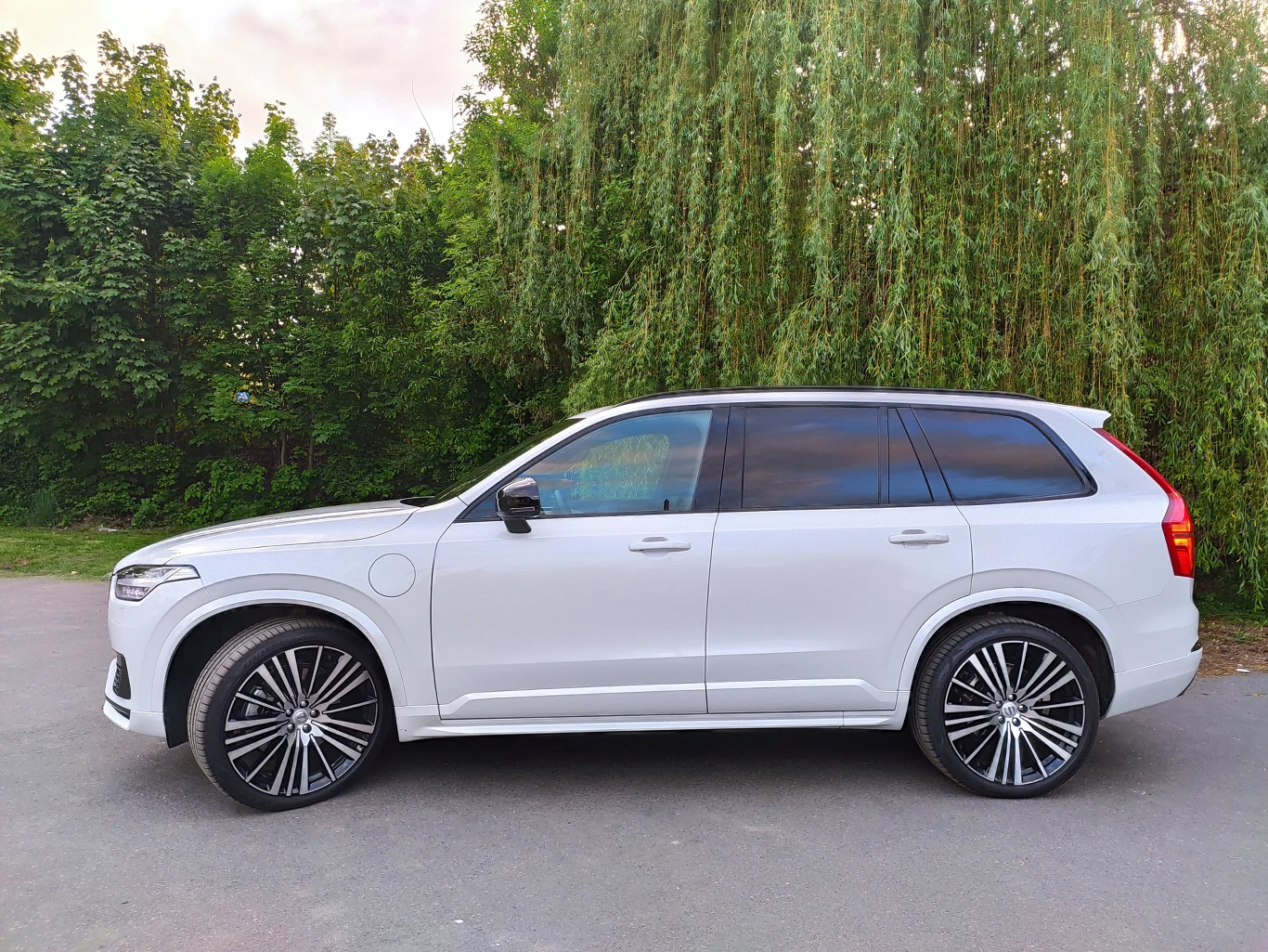 Volvo XC90 T8