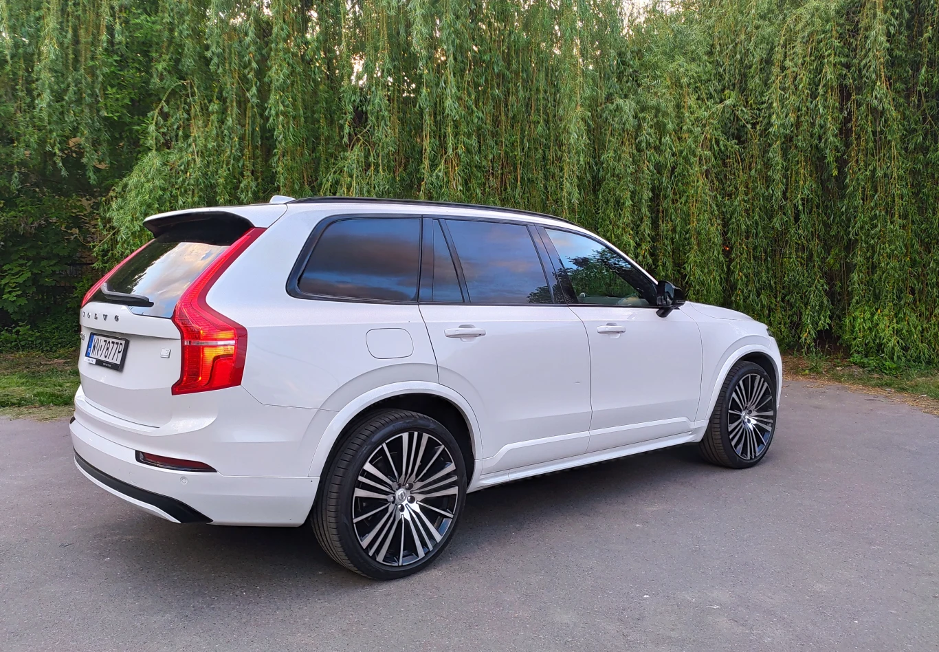 Volvo XC90 T8