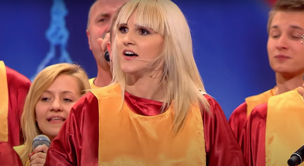 Agnieszka Chylińska w składzie Gospel Joy w "Mam talent"