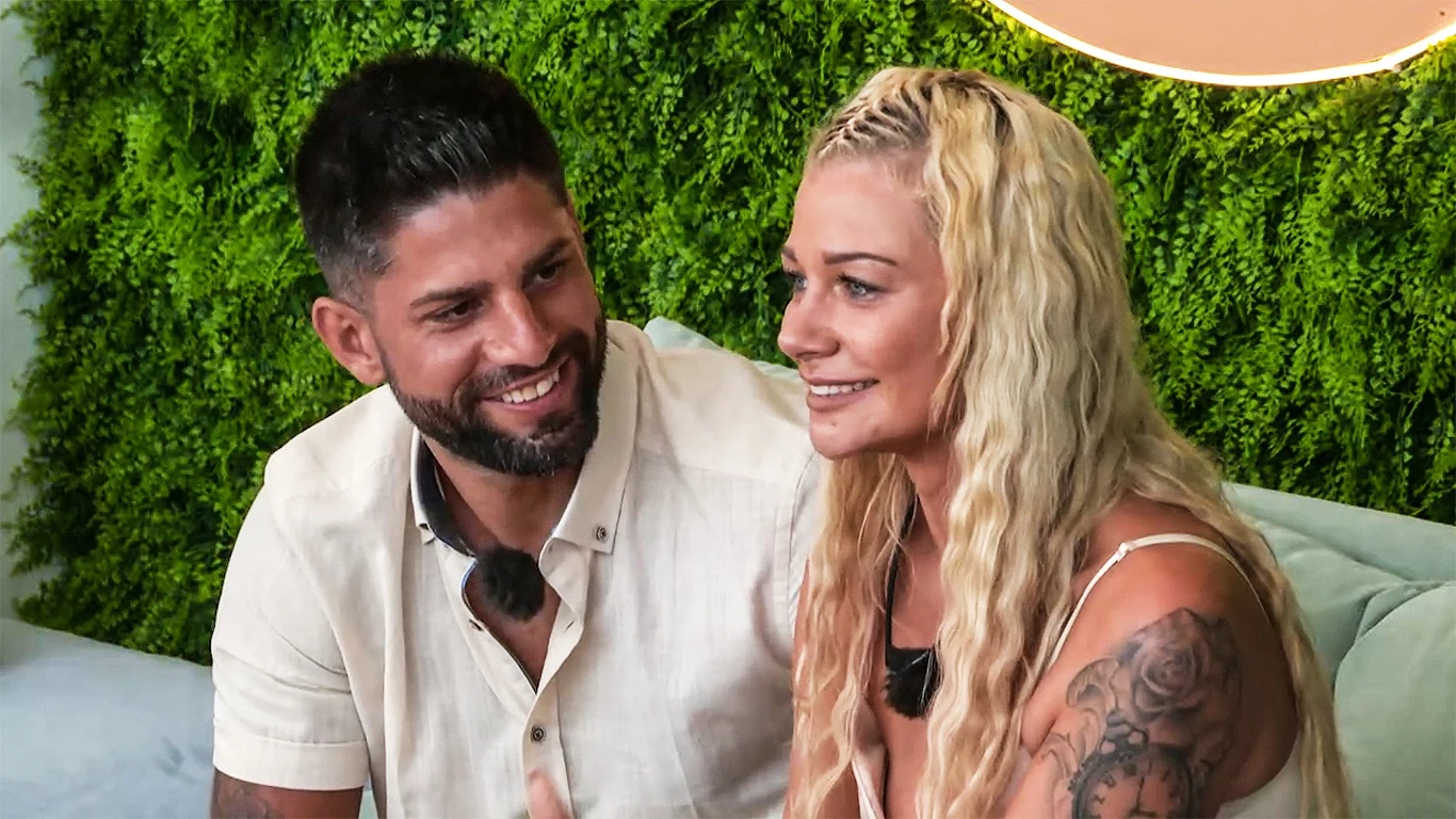 Ostatni odcinek "Love Island. Wyspa miłości" wzmocnił zażyłość niektórych par.