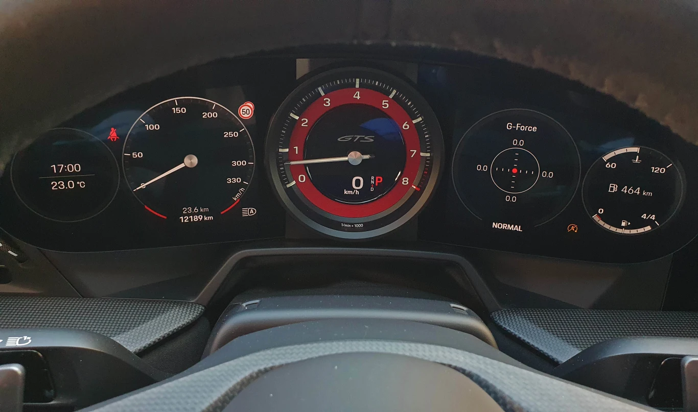 Porsche 911 Carrera GTS