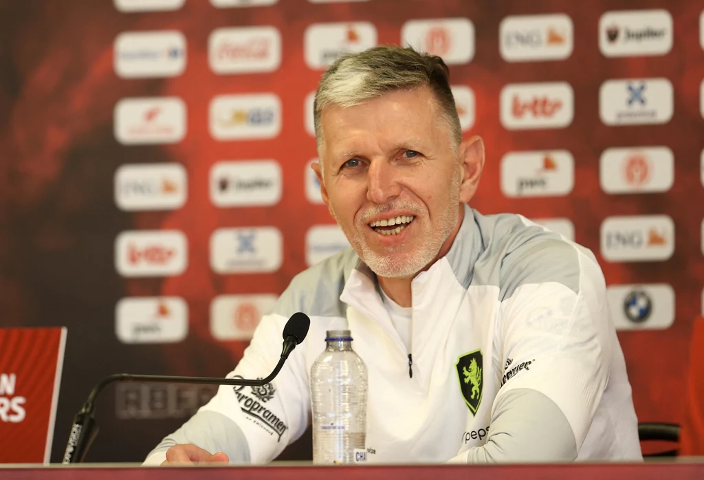 Eliminacje Euro 2024. Trener reprezentacji Czech Jaroslav Silhavy raczej z zadowoleniem przyjął wynik losowania (zdj. archiwalne) Eliminacje Euro 2024. Trener reprezentacji Czech Jaroslav Silhavy raczej z zadowoleniem przyjął wynik losowania (zdj. archiwalne)