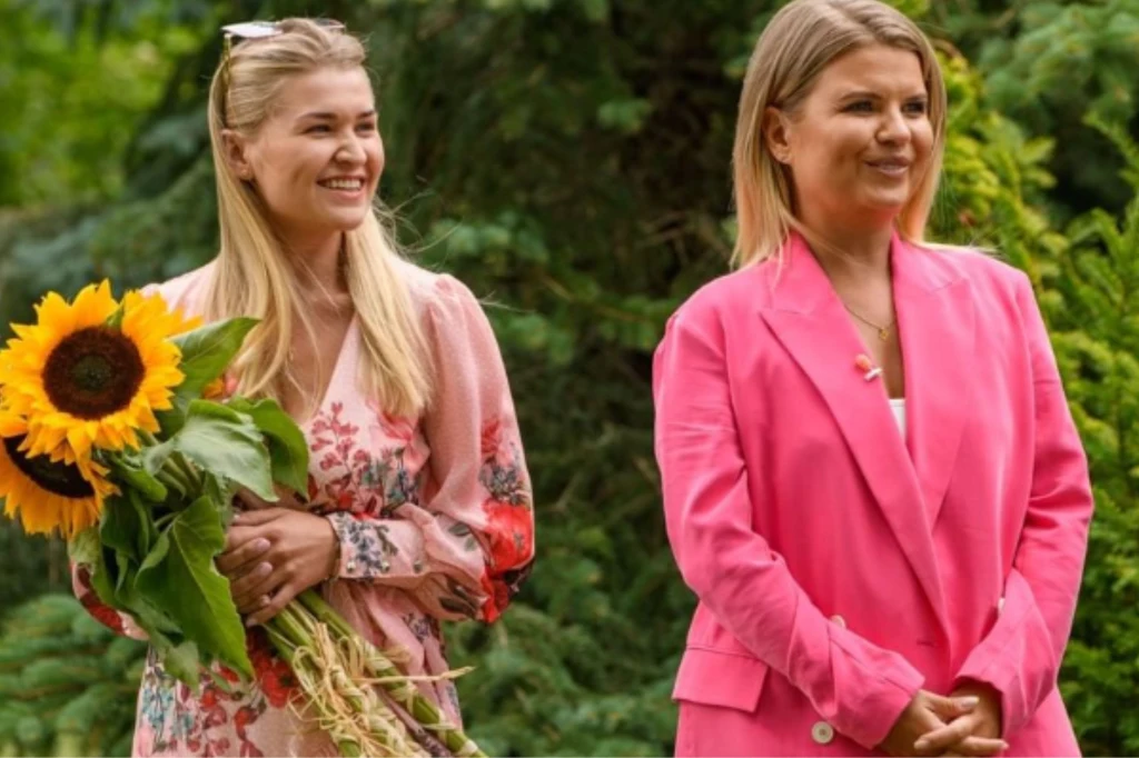 Klaudia i Marta Manowska w programie Rolnik szuka żony Klaudia i Marta Manowska w programie Rolnik szuka żony