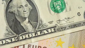 Waluty: Ile w poniedziałek rano trzeba zapłacić na dolara, euro i franka?