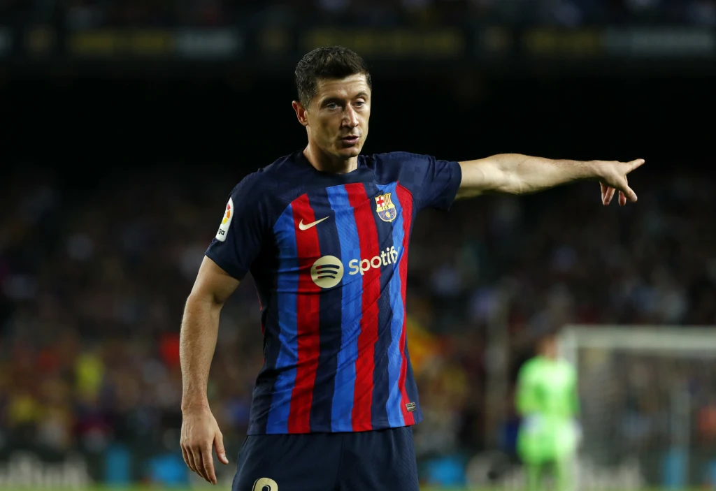 Robert Lewandowski w ostatnim meczu FC Barcelona nie wpisał się na listę strzelców Robert Lewandowski w ostatnim meczu FC Barcelona nie wpisał się na listę strzelców