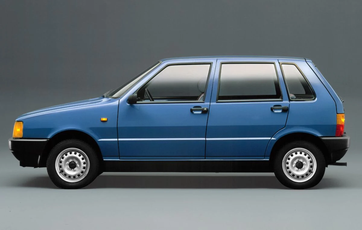 INNOCENTI Mille (bliźniak Fiata Uno) - 14 774 sztuk INNOCENTI Mille (bliźniak Fiata Uno) - 14 774 sztuk