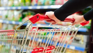 Auchan ogłosił wprowadzenie opłaty recyklingowej. Tylko tak jej unikniesz
