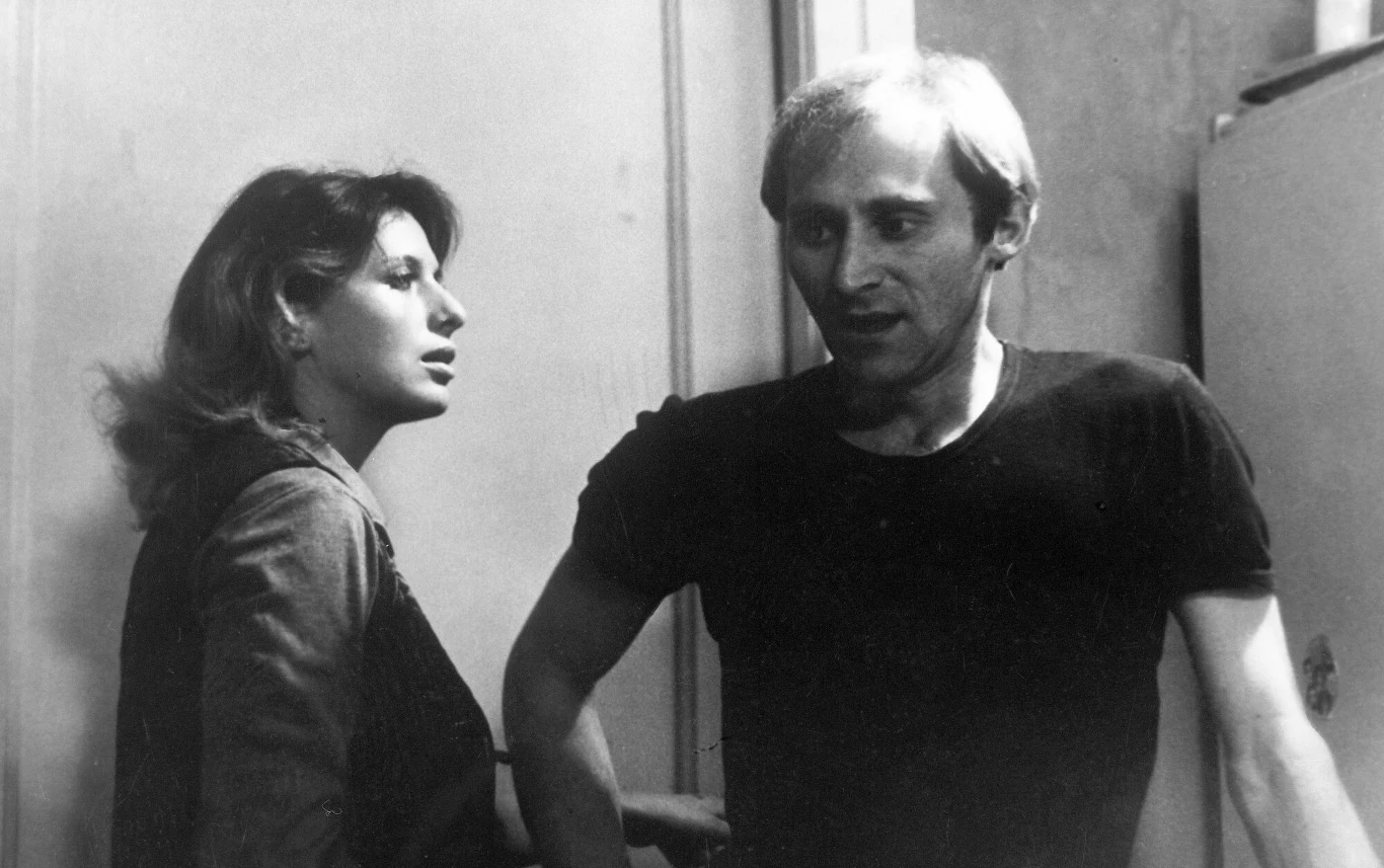 Marzena Trybała i Jerzy Kryszak w filmie "Mężczyzna niepotrzebny"