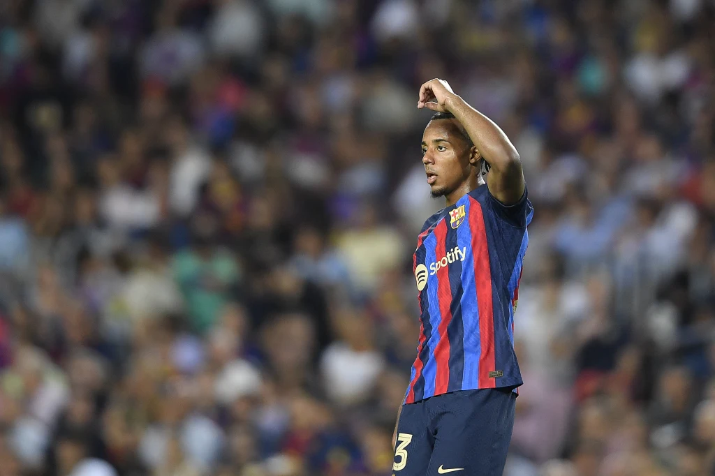 Jules Kounde prawdopodobnie nie wesprze swoich kolegów w FC Barcelona przeciwko Realowi Madryt w słynnym "El Clasico" Jules Kounde prawdopodobnie nie wesprze swoich kolegów w FC Barcelona przeciwko Realowi Madryt w słynnym "El Clasico"