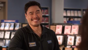 Randall Park w serialu "Blockbuster"