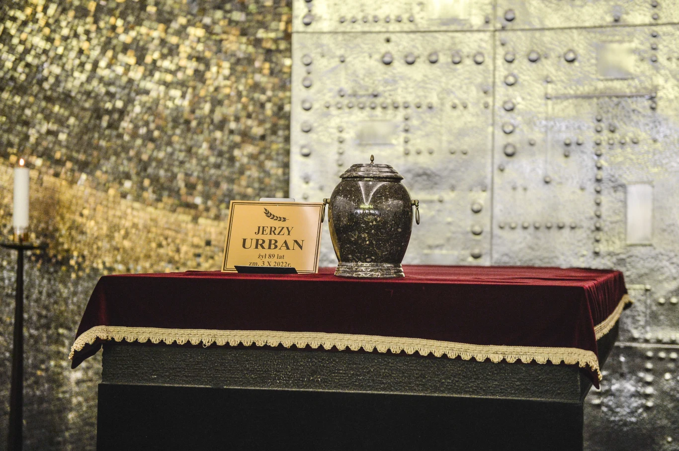Jerzy Urban spocznie na warszawskich Powązkach