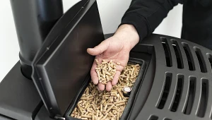 Ile kosztuje pellet w październiku 2024. Taniej przez internet czy w skupie?