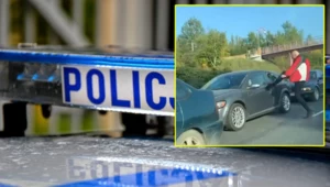 Agresywny kierowca wysiadł z auta, zaczął niszczyć inny samochód
