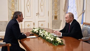 Rafael Grossi i Władimir Putin podczas rozmowy w Petersburgu
