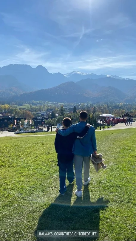 Marcin Hakiel z synem na Instastories