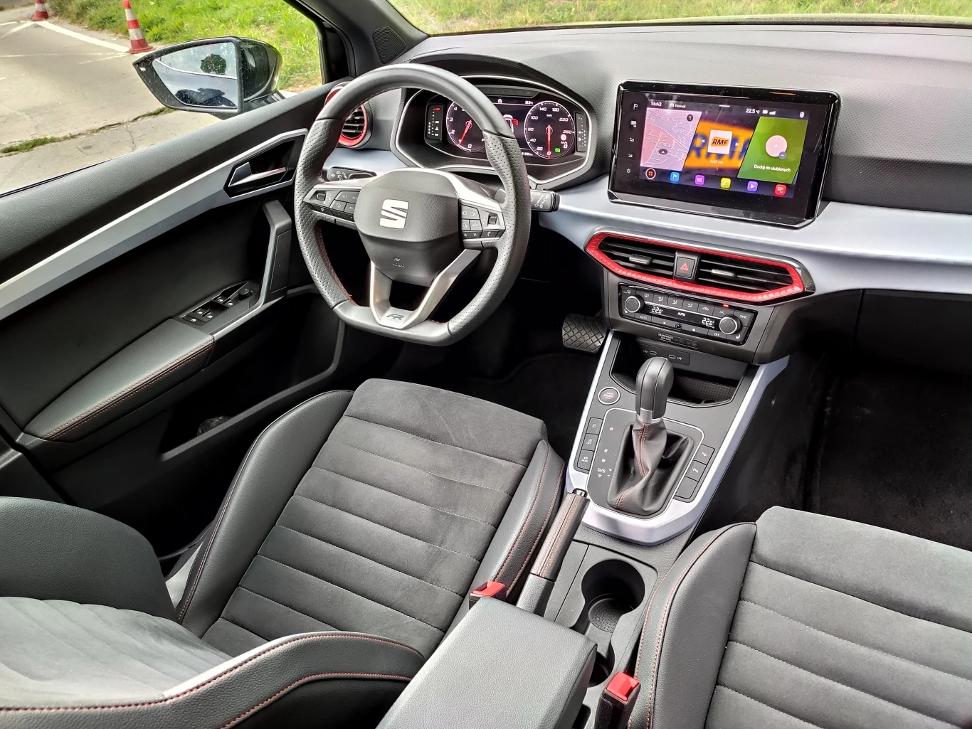 Seat Arona FR