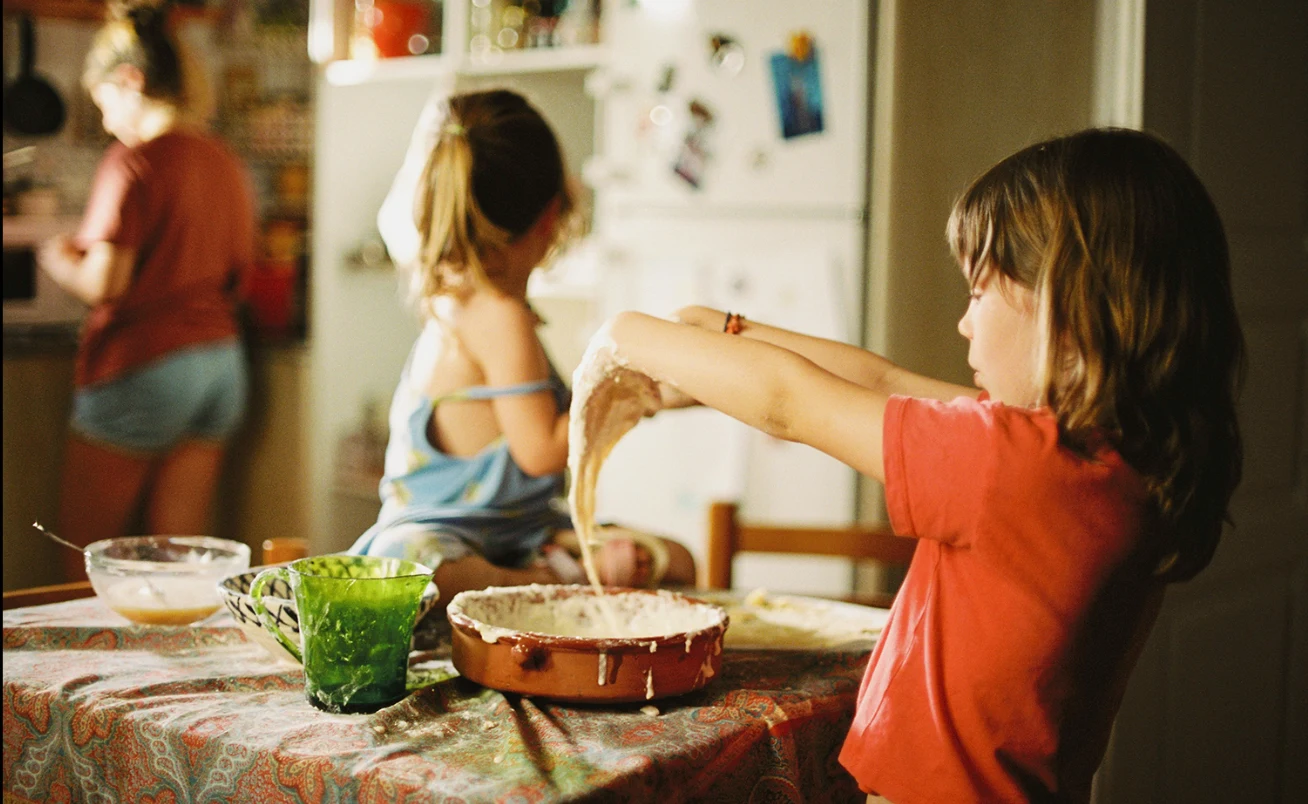 Kadr z filmu "Alcarràs"