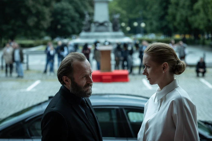 "Wotum nieufności": Leszek Lichota, Katarzyna Dąbrowska. Materiały: TV Polsat. Foto. Anna Włoch, Grzegorz Press 