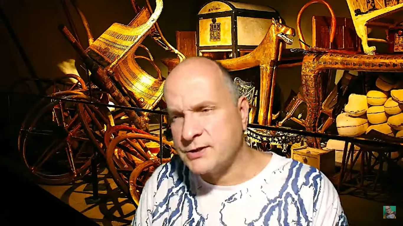 Wojciech Glanc nadaje na YouTube Wojciech Glanc nadaje na YouTube