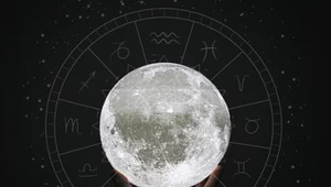 Horoskop dzienny na czwartek, 13 października 2022. Tranzyt księżyca w znak Bliźniąt