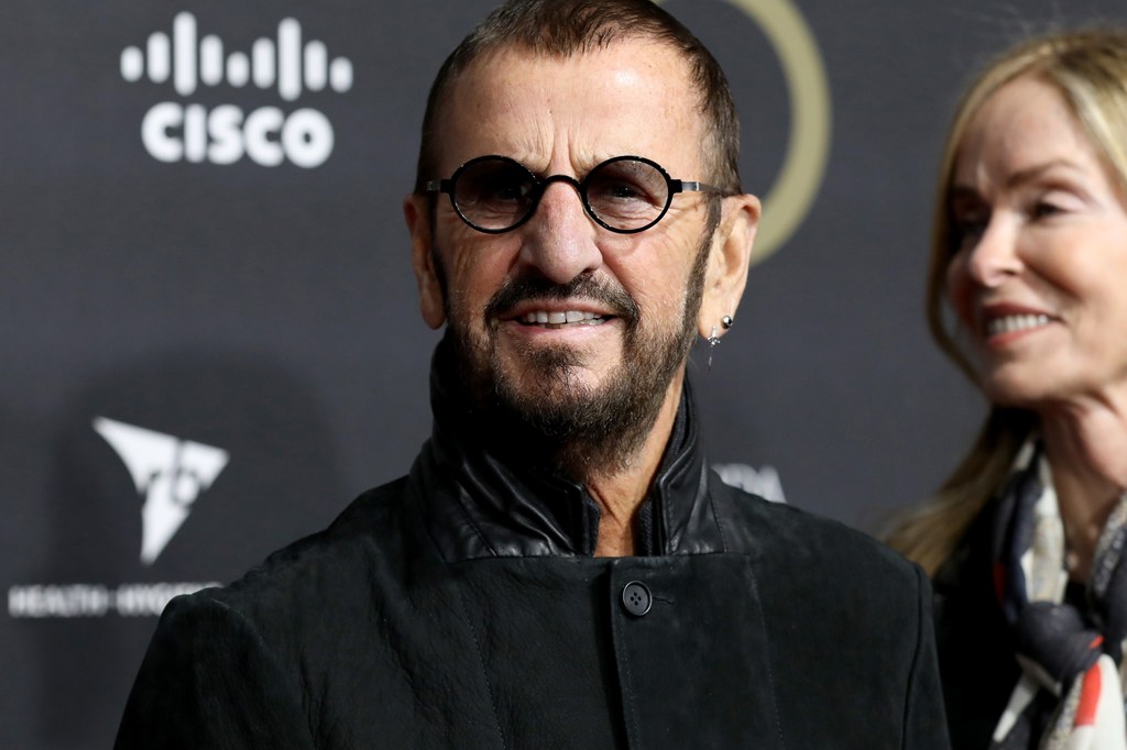 Ringo Starr to legendarny perkusista The Beatles