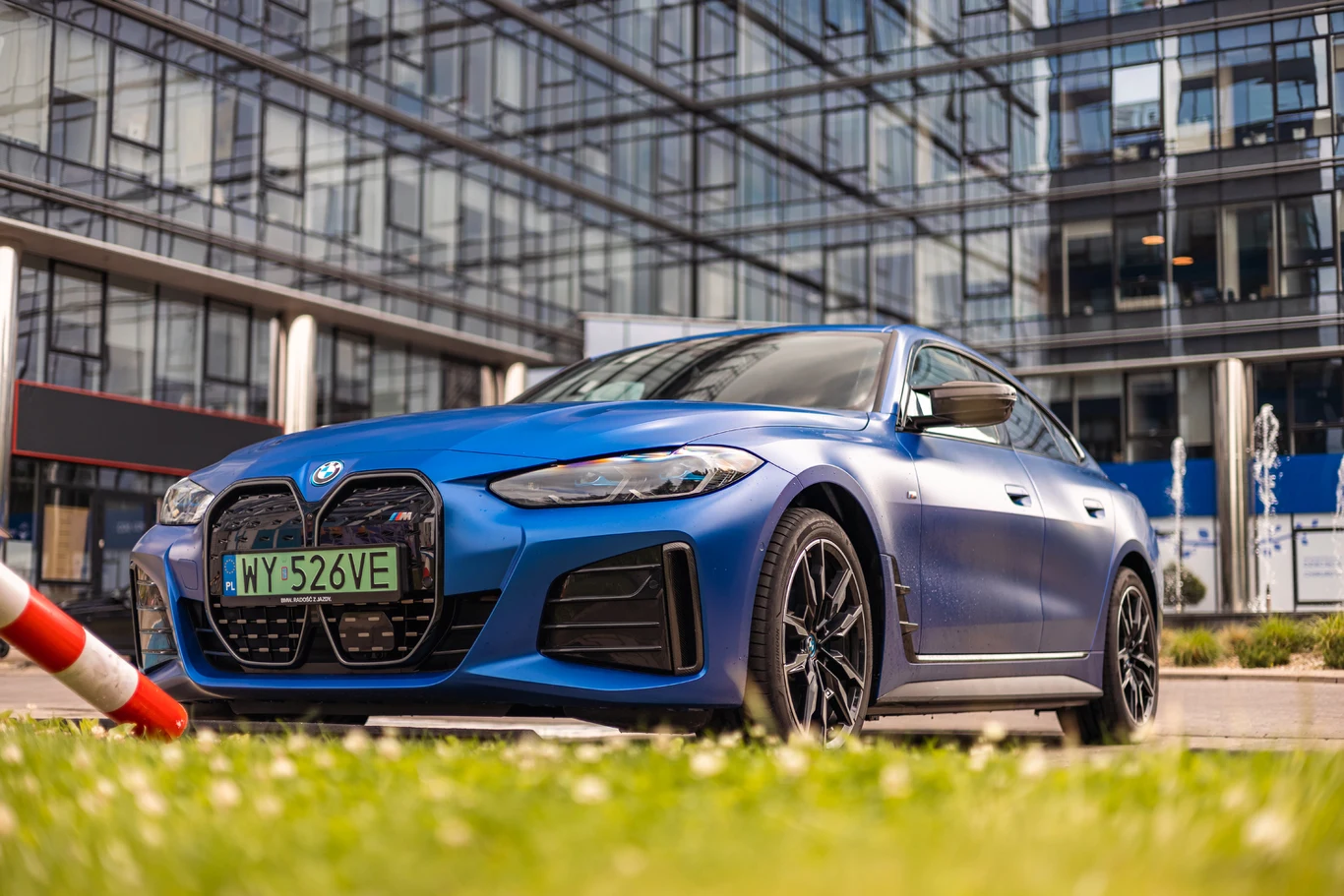 BMW i4 M50