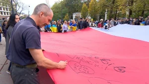 Symboliczne referendum pod ambasadą Rosji w Warszawie