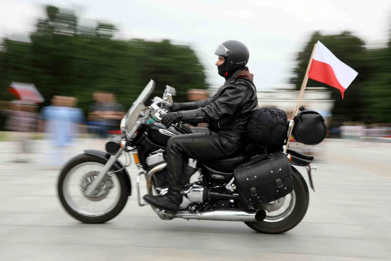 Nawet bez prawa jazdy kat. A w Polsce można legalnie jeździć motocyklem Nawet bez prawa jazdy kat. A w Polsce można legalnie jeździć motocyklem