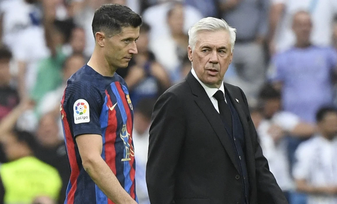 Robert Lewandowski i trener Realu Carlo Ancelotti Robert Lewandowski i trener Realu Carlo Ancelotti