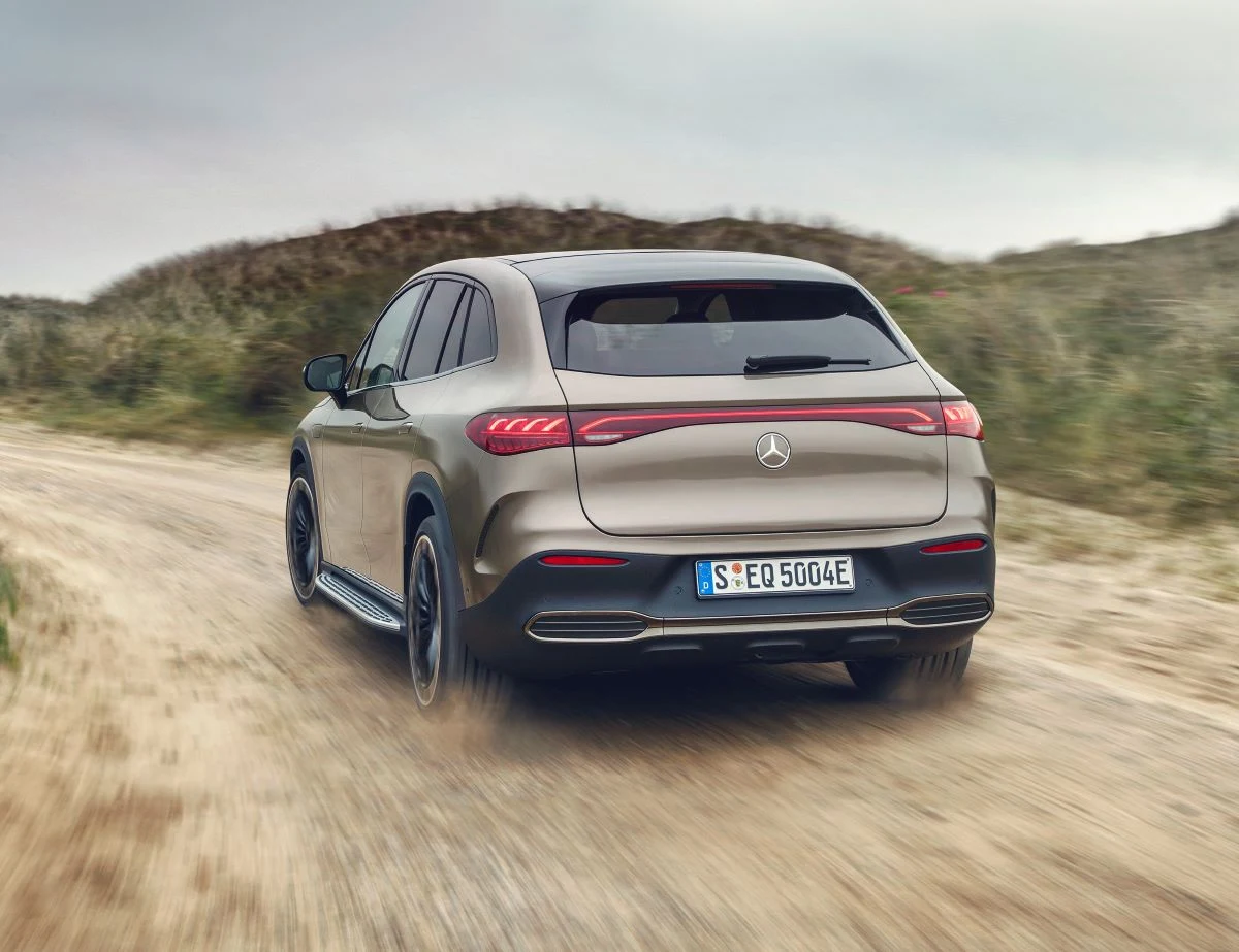 Mercedes EQE SUV