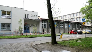 Bielsko-Biała. Przed szkołą doszło do ataku nożownika