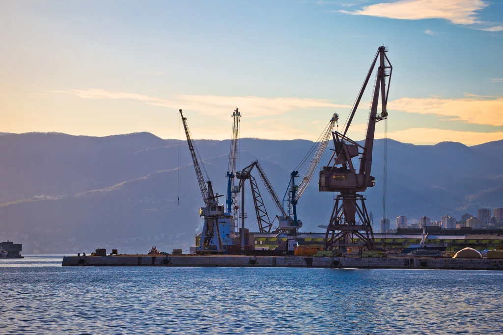 Chorwacja chce być "energetyczną bramą" dla Europy Wschodniej. Na zdj. port w Rijece 