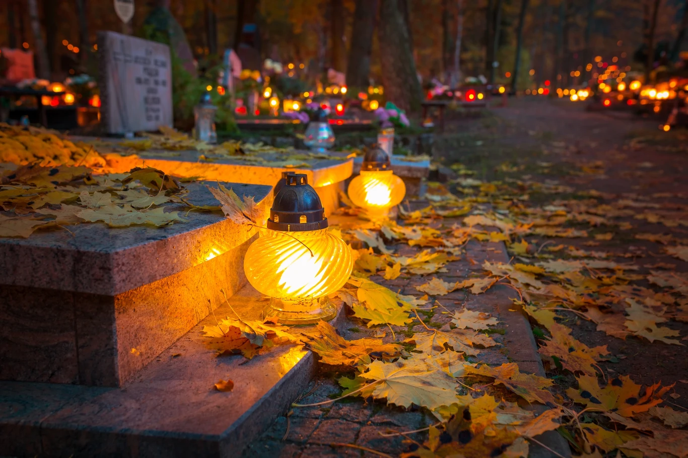 Wszystkich Świętych to ważny dzień dla wielu Polaków