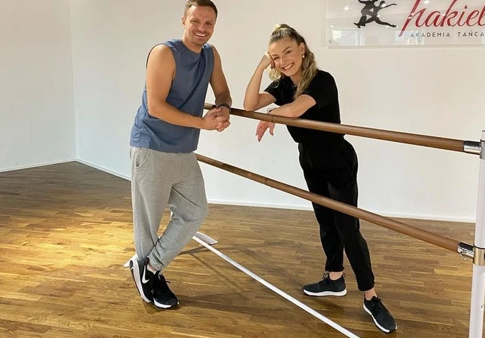 Marcin Hakiel z koleżanką