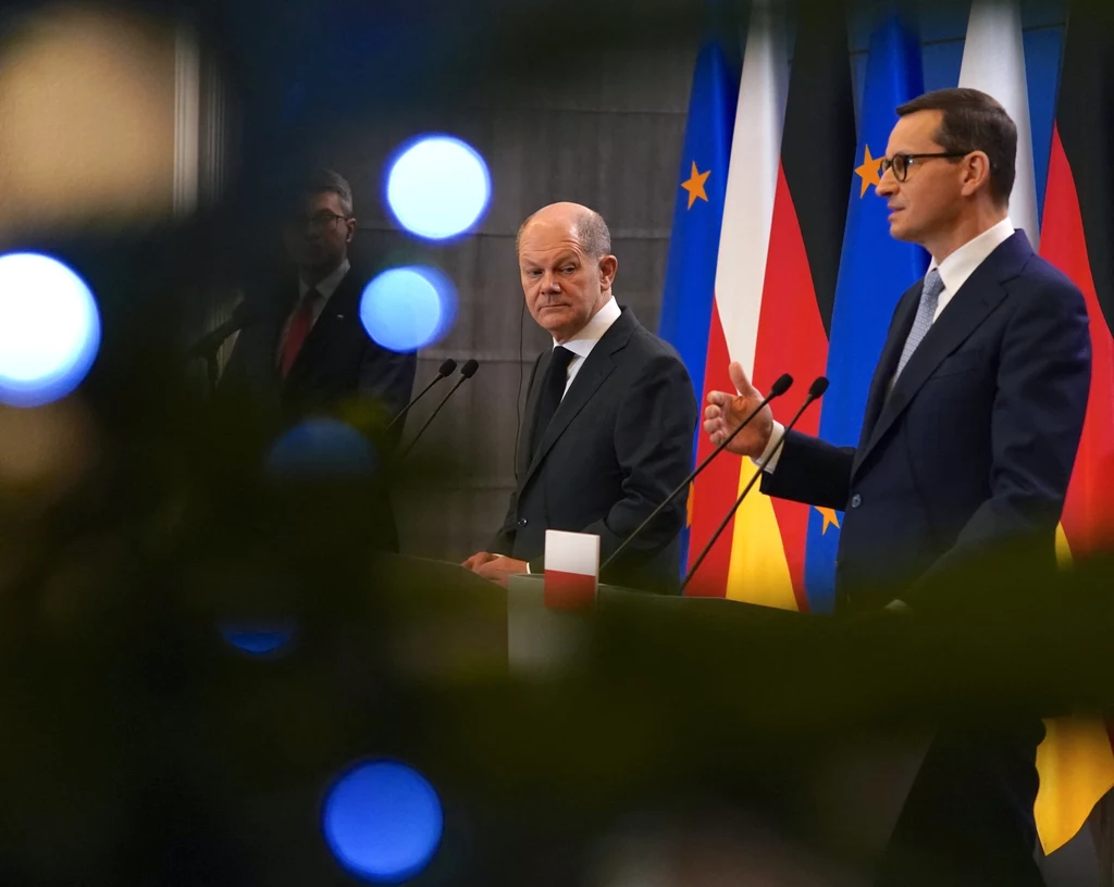 Premier Mateusz Morawiecki i kanclerz Olaf Scholz Premier Mateusz Morawiecki i kanclerz Olaf Scholz