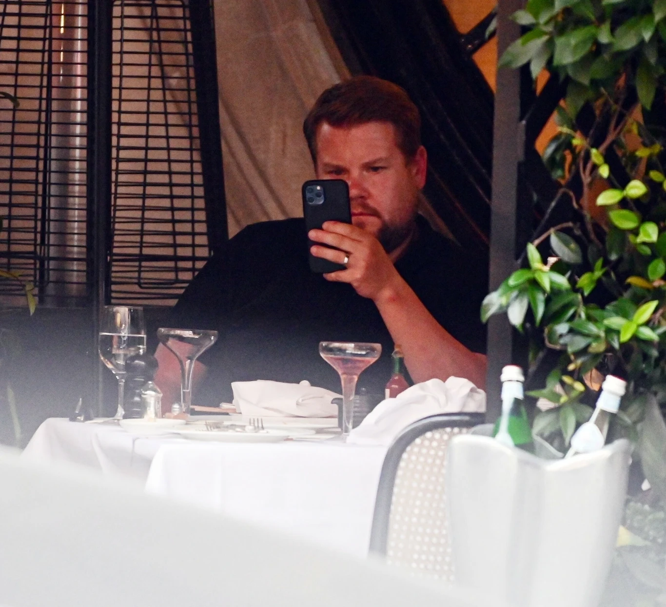 James Corden na lunchu