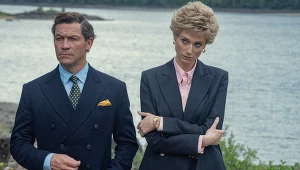 Dominic West i Elizabeth Debicki w serialu "The Crown"