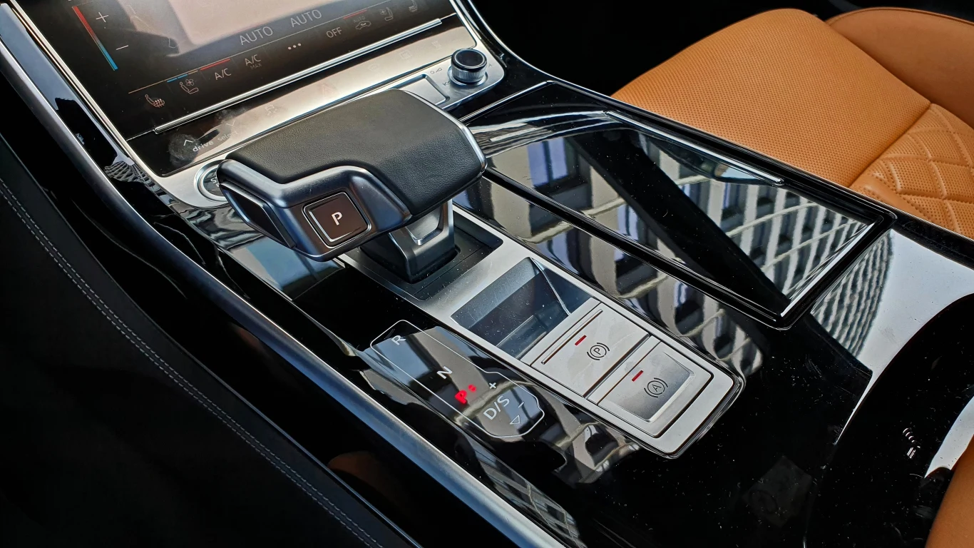 Audi A8 L 60 TFSI quattro