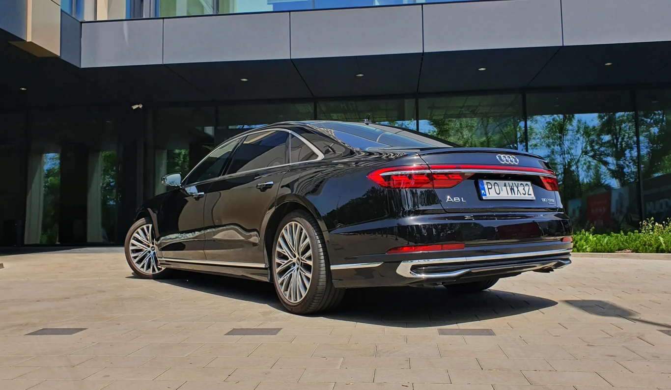 Audi A8 L 60 TFSI quattro