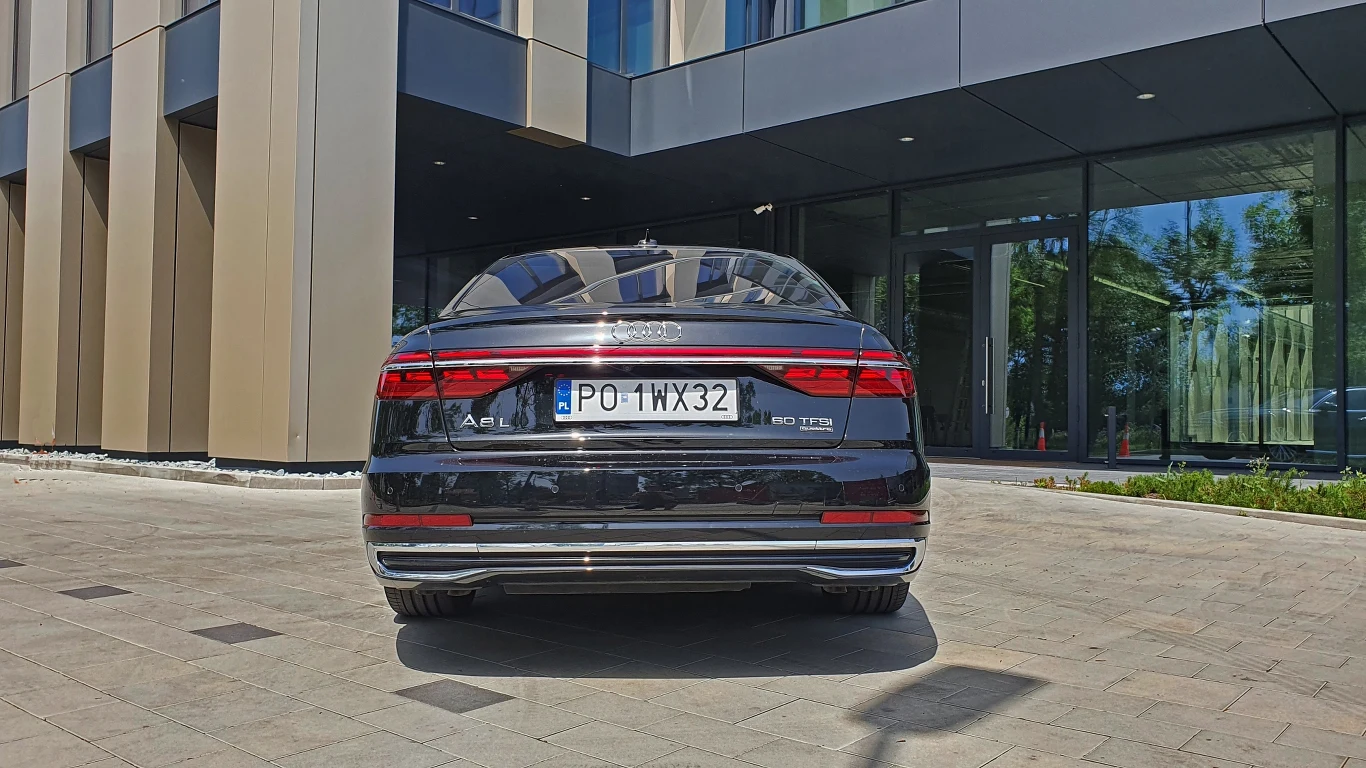 Audi A8 L 60 TFSI quattro