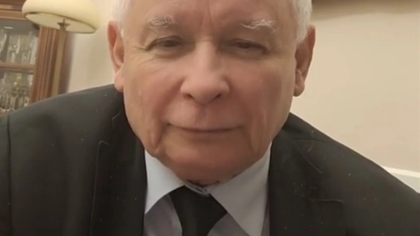 Jarosław Kaczyński pojawił się w nagraniu posła PiS Piotra Wawrzyka na jego tiktokowym profilu Jarosław Kaczyński pojawił się w nagraniu posła PiS Piotra Wawrzyka na jego tiktokowym profilu
