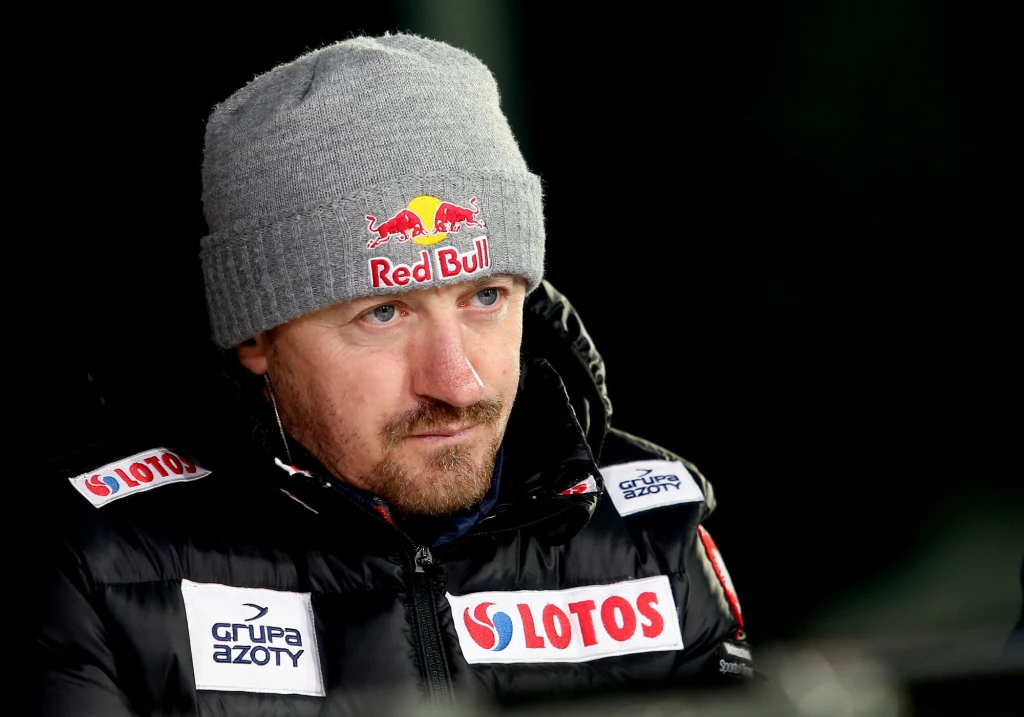 Adam Małysz odpowiedział na uwagi kibiców Adam Małysz odpowiedział na uwagi kibiców