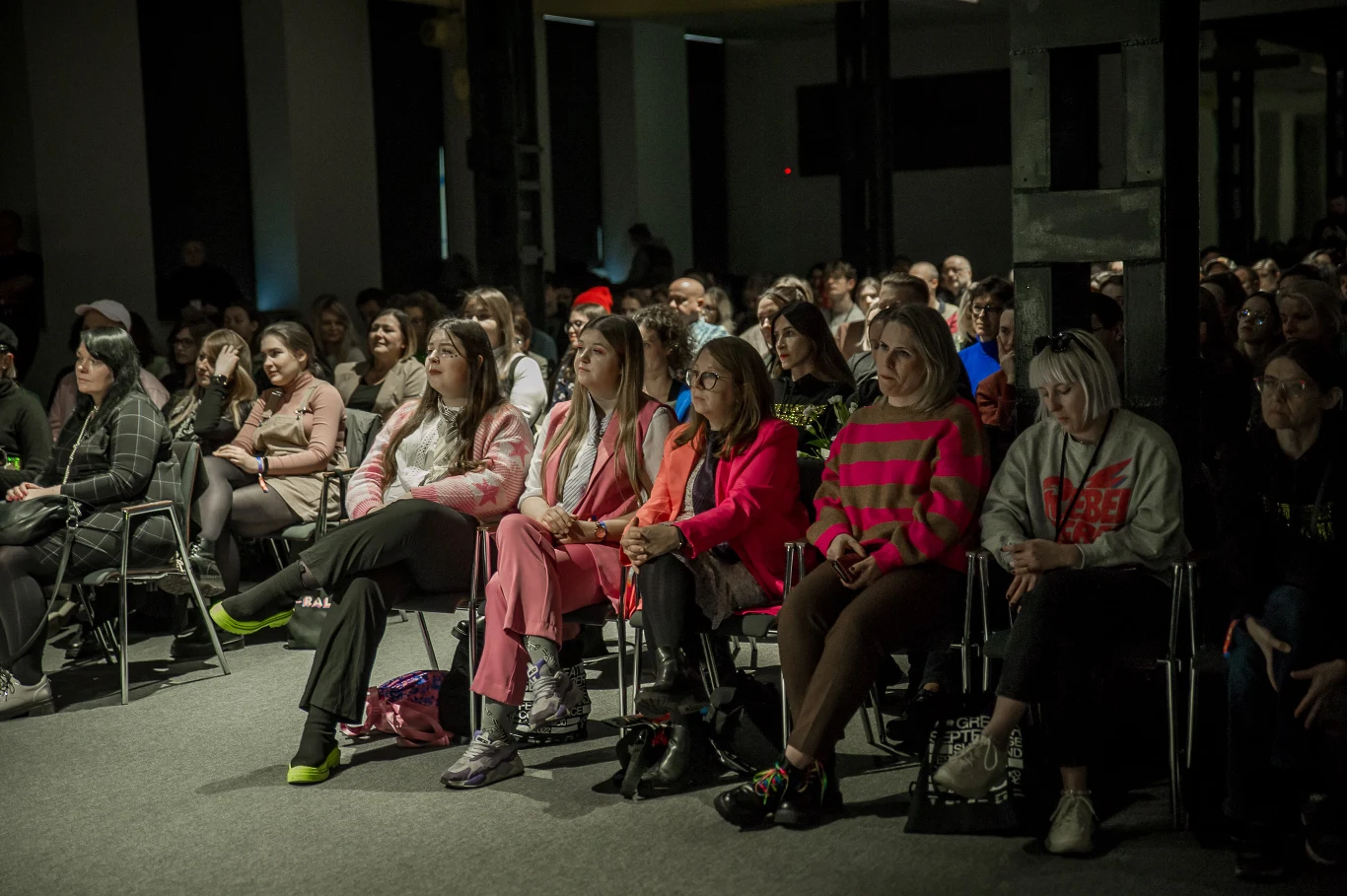 "To człowiek tworzy metamorfozy": Rozmowa Anny Gacek z Ralphem Kaminskim