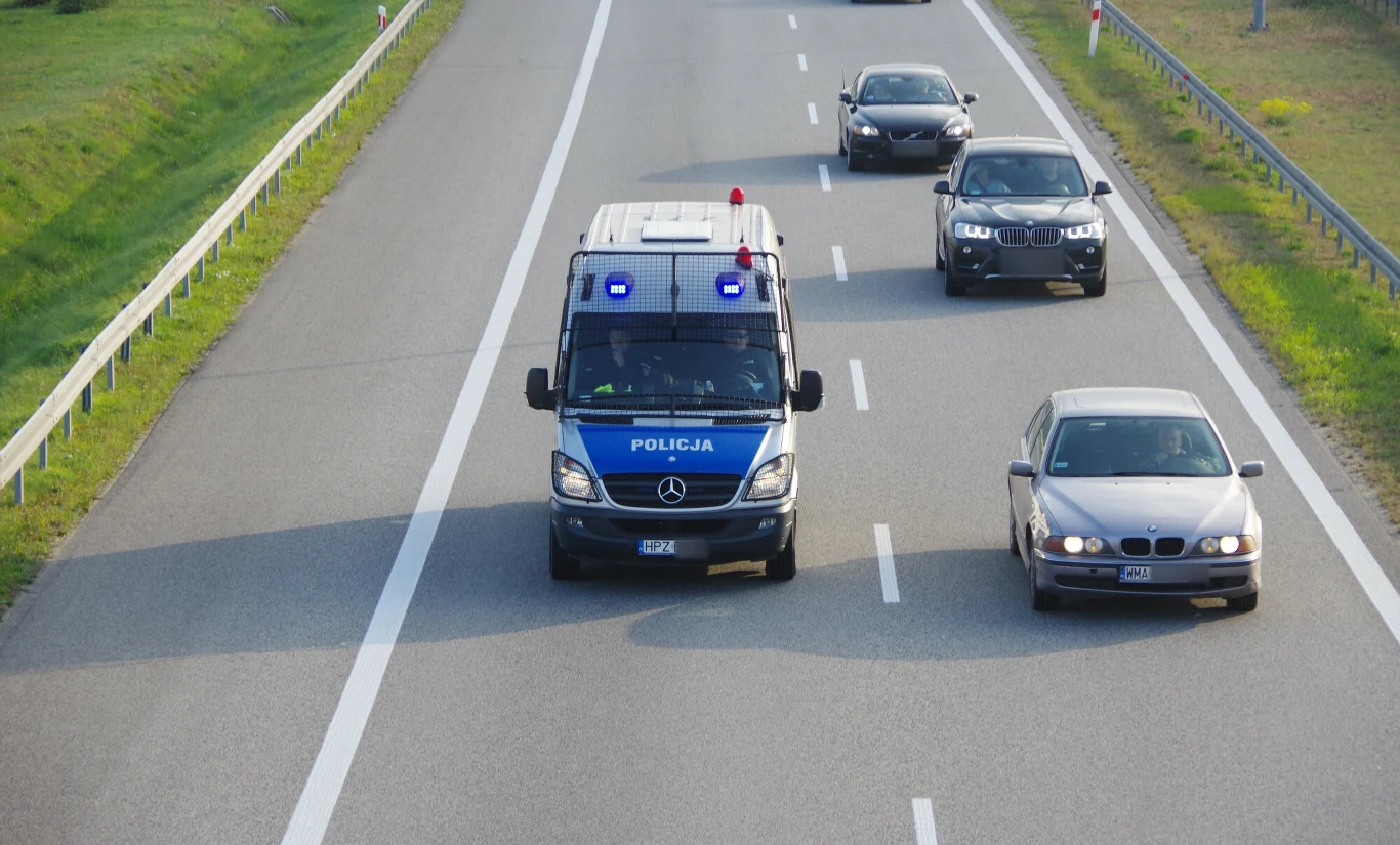 Policjanci prowadzili działania na autostradzie A2 (zdjęcie ilustracyjne) Policjanci prowadzili działania na autostradzie A2 (zdjęcie ilustracyjne)