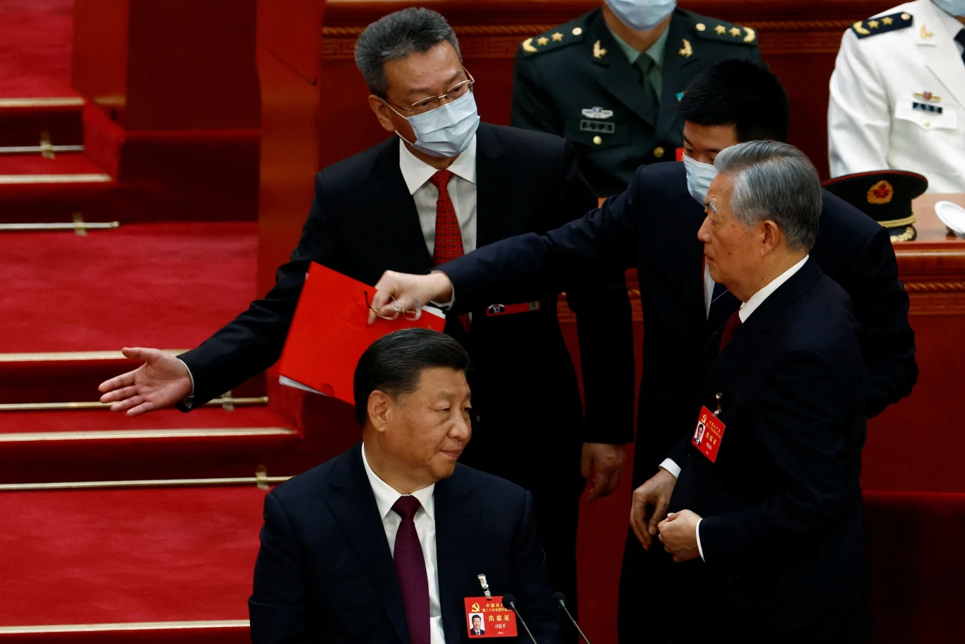 Hu Jintao został wyproszony z sali podczas zjazdu Komunistycznej Partii Chin Hu Jintao został wyproszony z sali podczas zjazdu Komunistycznej Partii Chin