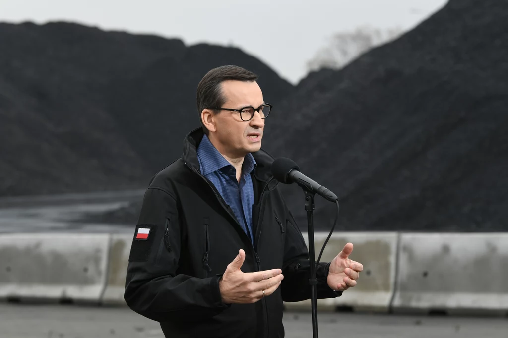 Premier Mateusz Morawiecki podczas konferencji prasowej ws. dystrybucji węgla