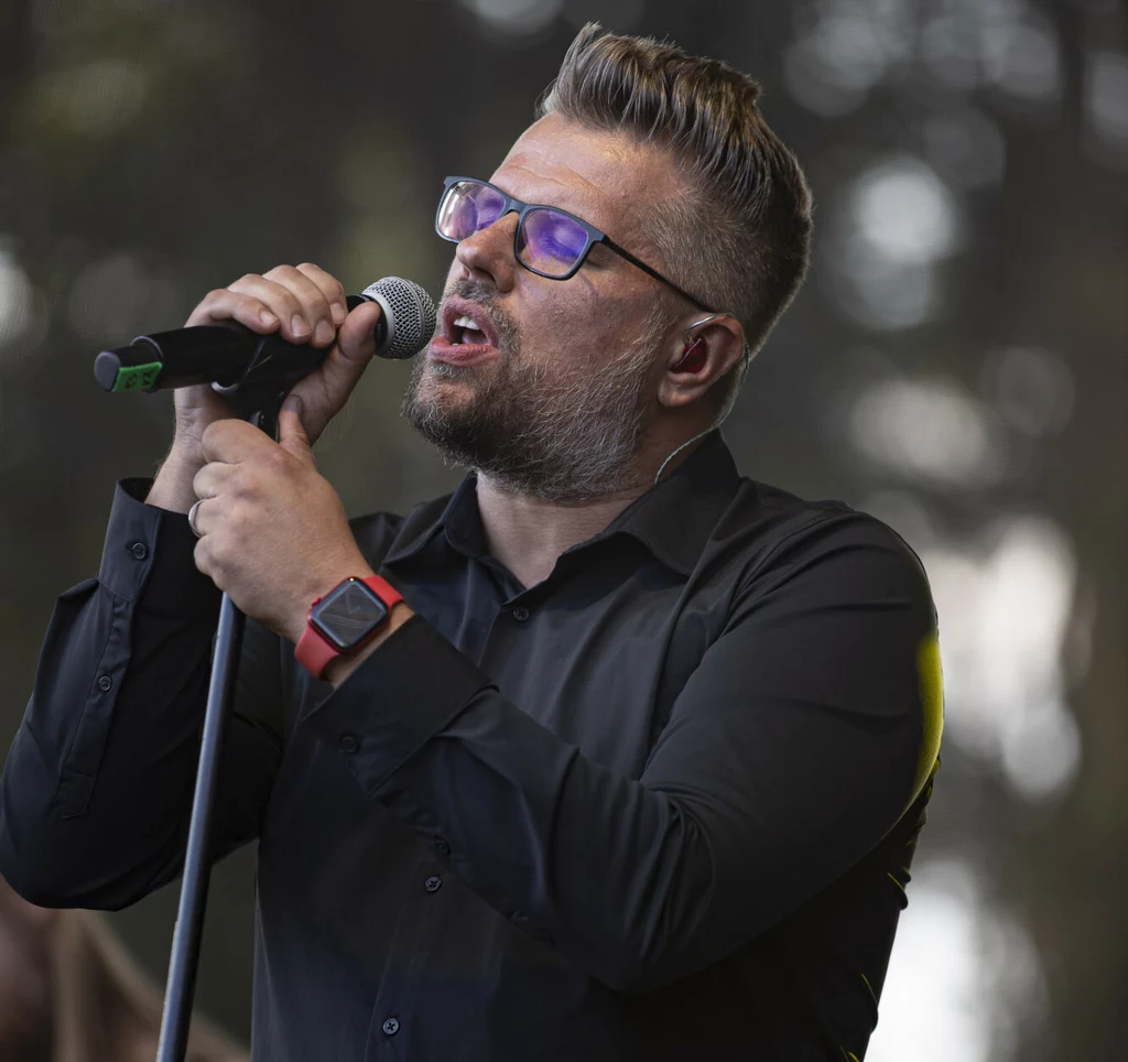 Bartosz Kossowicz od 2017 r. jest wokalistą Collage