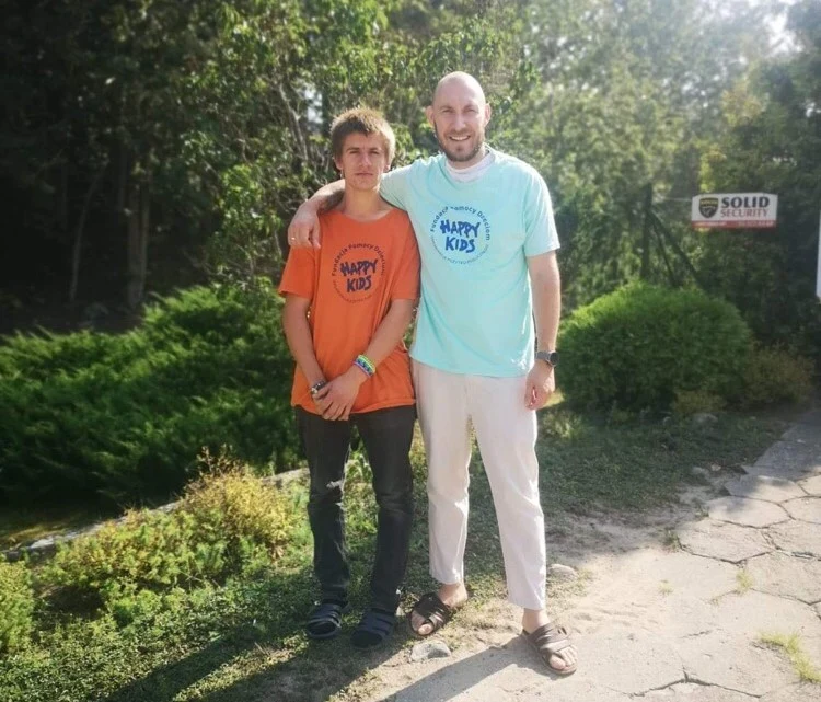 Damian przez 8 lat mieszkał w rodzinnym domu dziecka w Sokolnikach. Kiedy skończył 25 lat, musiał trafić do DPS-u Damian przez 8 lat mieszkał w rodzinnym domu dziecka w Sokolnikach. Kiedy skończył 25 lat, musiał trafić do DPS-u